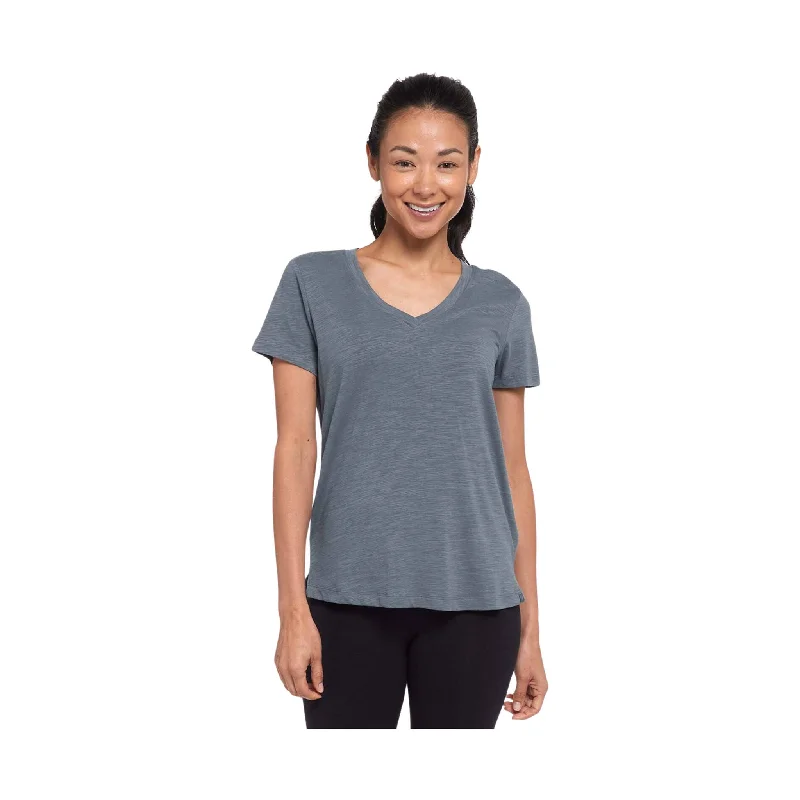 Tasc Women's NOLA V Neck T Shirt - Storm - ONLINE STORE CREDIT/EXCHANGE ONLY Preppy Women's College