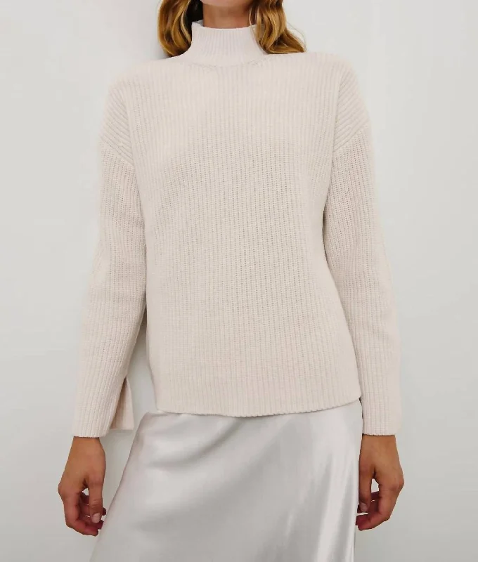Sanna Sweater In Hazy Dust Earthy Women's 
