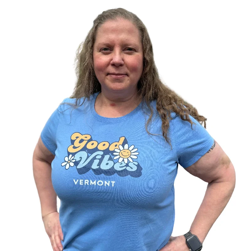 Life Is Good Women's Vermont Exclusive Groovy Tee - Cornflower Blue Refined Women's Classic Life Is Good Women's Vermont Exclusive Groovy Tee - Cornflower Blue Refined Women's Classic