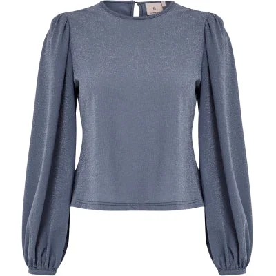 PC8116 Ebba Top - Steel Grey Metallic performance