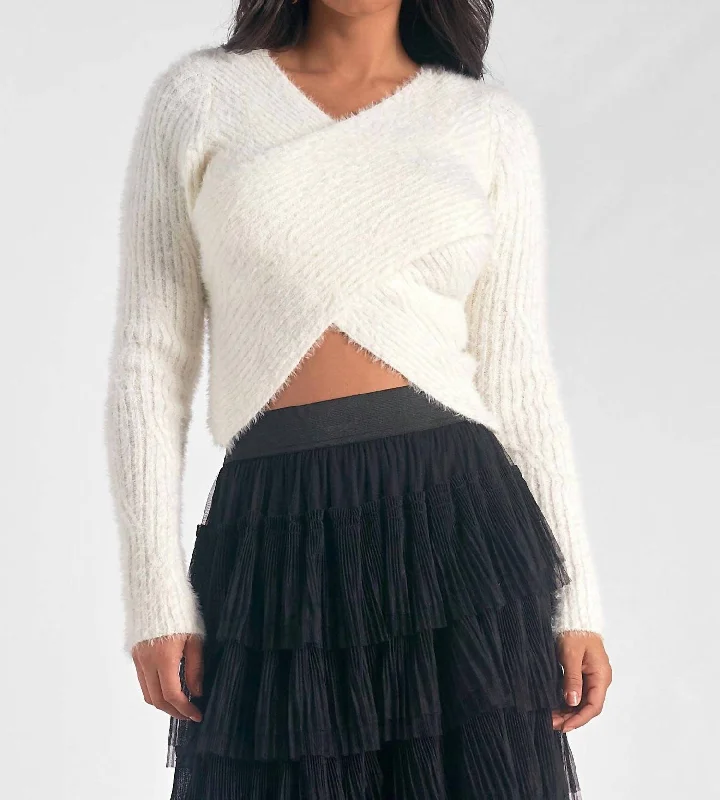 Cropped Sweater In White Feminine Women's Soft 