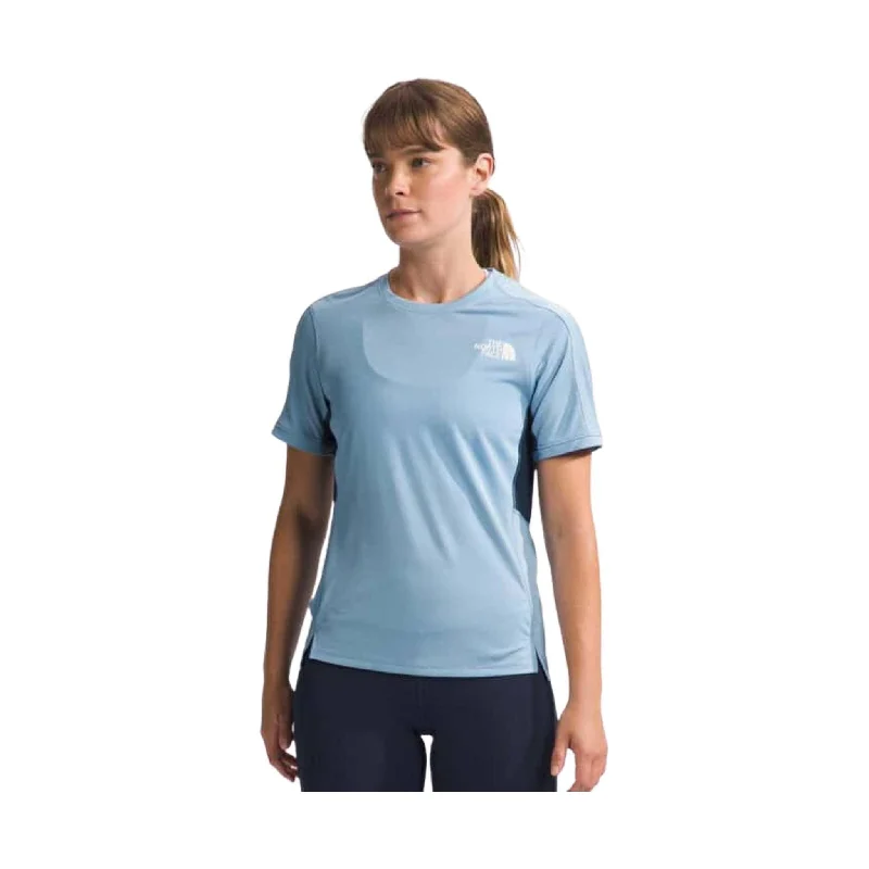 The North Face Women's Sunriser Short Sleeve - Steel Blue/Summit Navy FINAL SALE Geometric