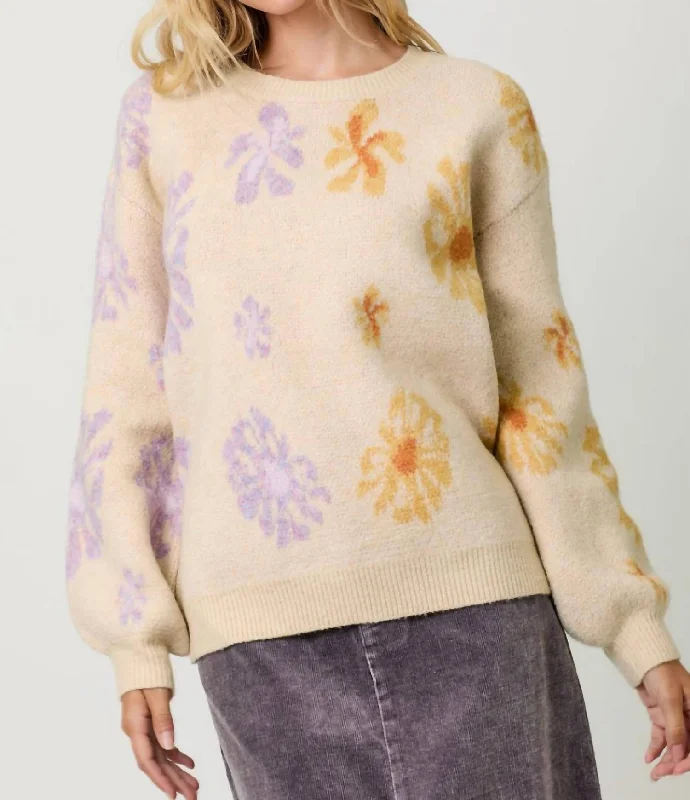 Floral Pullover Sweater In Ivory/lavender Compression
