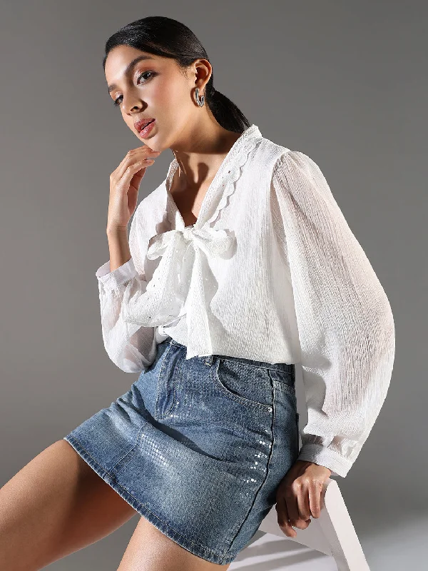 Women White Solid Top Vacation