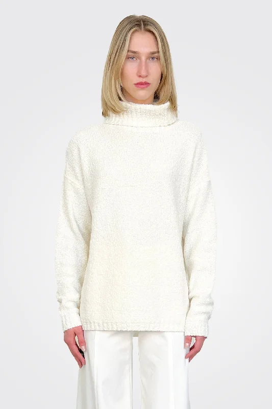 Plush Turtleneck Sweater - Off White Elegant Women's Formal 