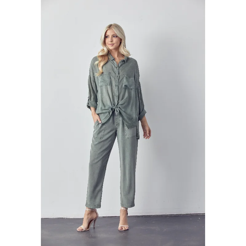 Cargo Pocket Tie Front Top Cozy Women's Winter