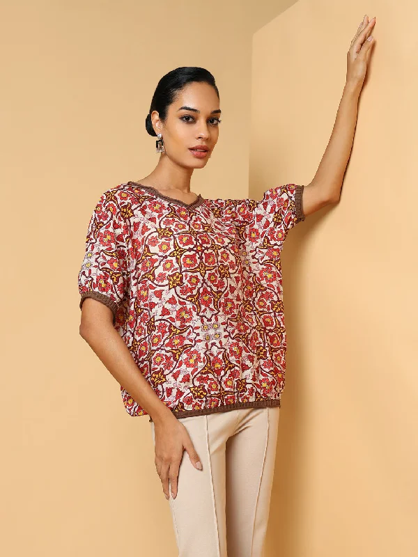 Women Red Graphic Top Street