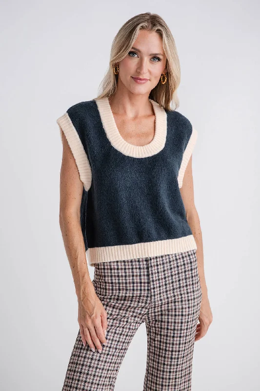 By Together Sylana Vest Laid - back Women's Style