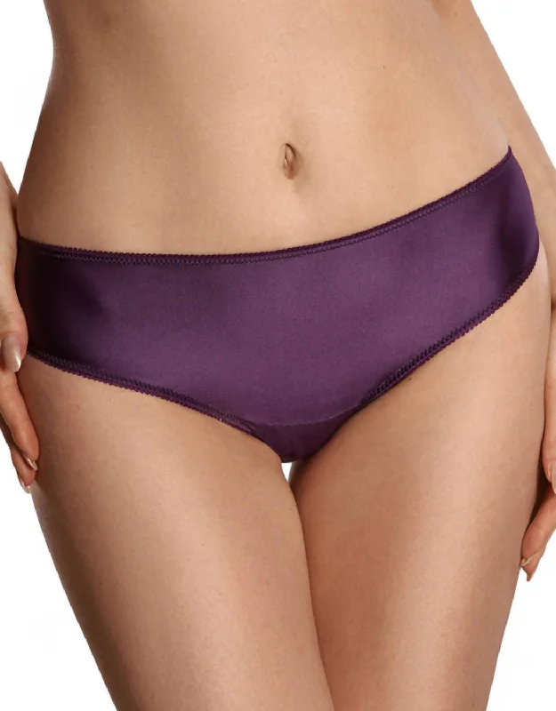 Cassiopeia Brief In Ink Vacation
