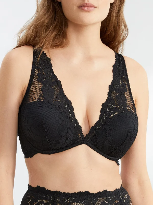 Le Mystere Women's Lace Allure Plunge Bra Minimalist Women's Casual