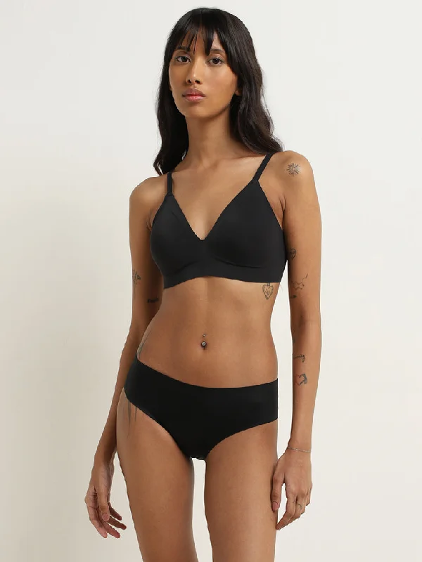 Superstar Black Seam-Free Invisible Brazilian Brief Refined Women's Classic 