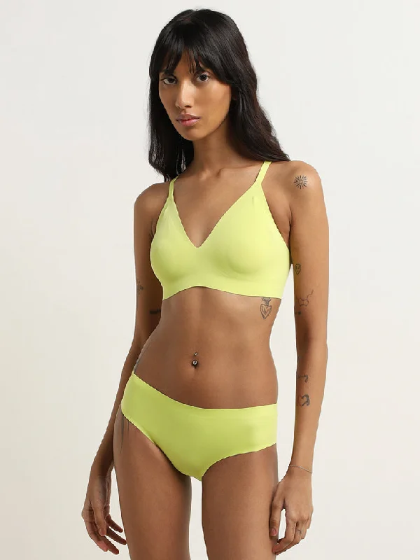 Superstar Lime Seam-Free Invisible Padded Triangle Bra Sporty Women's Athleisure 