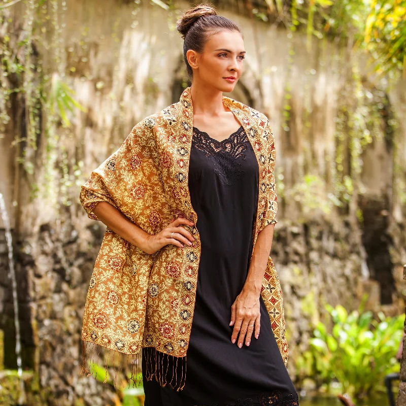 Truntum Forest in Ginger Batik Silk Shawl with Ginger Floral Motifs from Bali Classic Women's Tweed Truntum Forest in Ginger Batik Silk Shawl with Ginger Floral Motifs from Bali Classic Women's Tweed