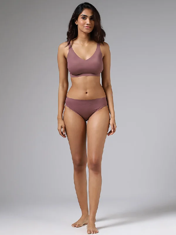 Wunderlove Solid Dusty Rose Invisible High-Leg Brief Monochromatic Office Style