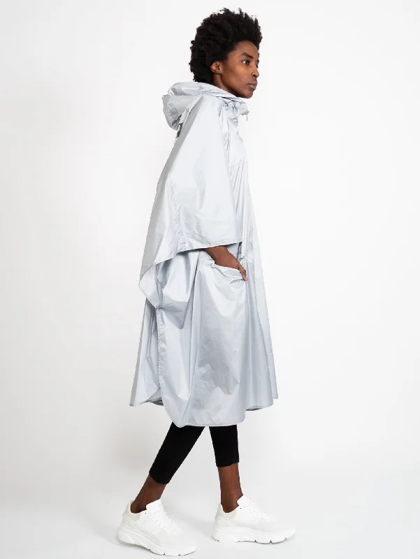 Poncho in Tessuto Tecnico Verde Salvia Edgy Women's Punk