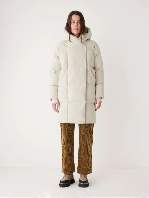 The Hygge Puffer Coat in Silver Lining Rugged Women's Outdoor 