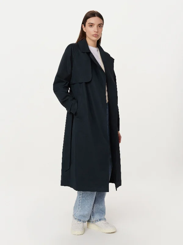 The Long Trench Coat in Deep Blue Sporty Women's Tennis