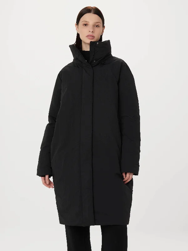 The Iceland Long Coat in Black Confident Women's High - fashion